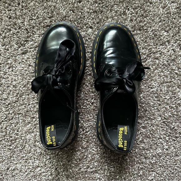Dr Martens Black Leather Holly Oxford Tie Up Loafers Size 6 - Picture 4 of 10